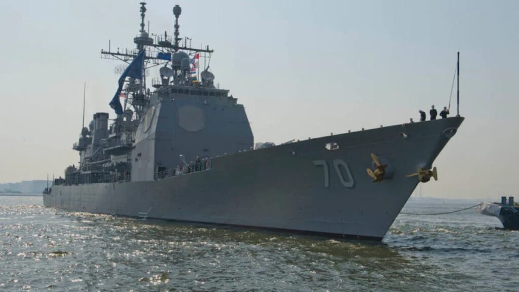 Navio de guerra dos EUA chega ao Panamá